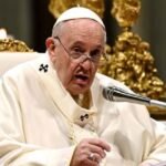 البابا يدعو أوكرانيا لرفع الراية البيضاء والتفاوض مع روسيا